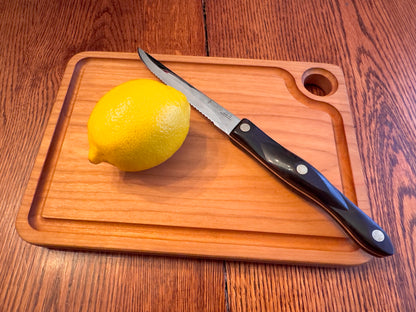 Black hole cutting board